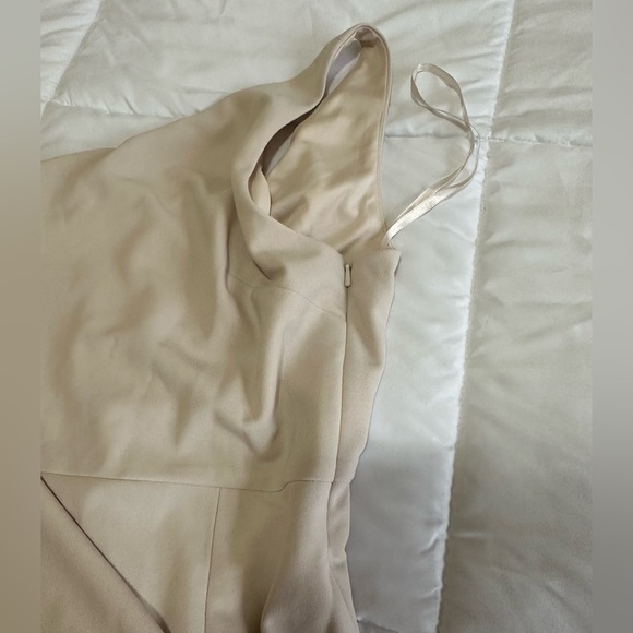 NEW BHLDN One Shoulder Maxi Dress Sz Medium - Picture 4 of 7